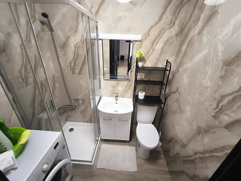 Drumul Taberei, zona Raul Doamnei, prima inchiriere, totul nou