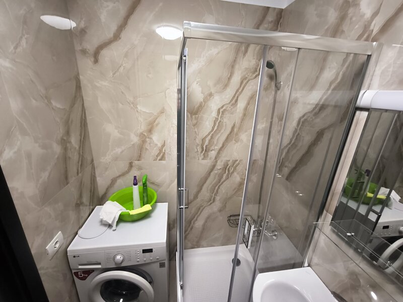 Drumul Taberei, zona Raul Doamnei, prima inchiriere, totul nou